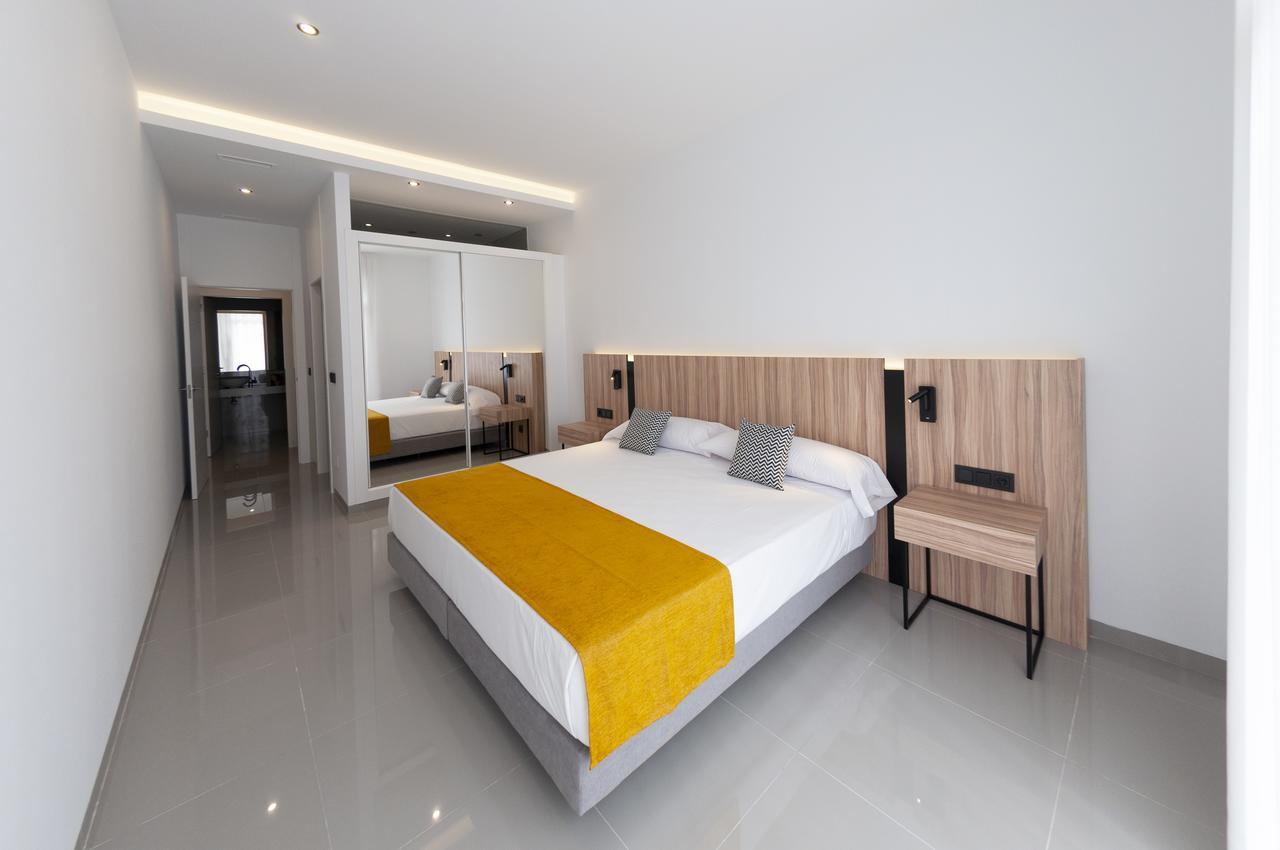 Apartamentos La Laguna I Luxury Apartments Guardamar del Segura Exterior foto